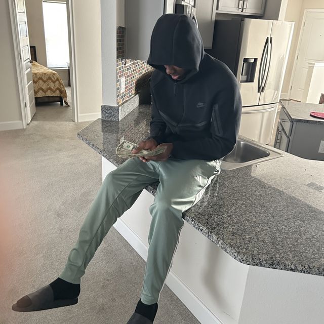 Dee9Inee - 'Life Of A Mencace' [Ringtone]