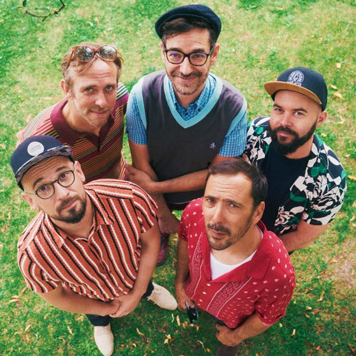The Loire Valley Calypsos - 'Nous deux' [Ringtone]