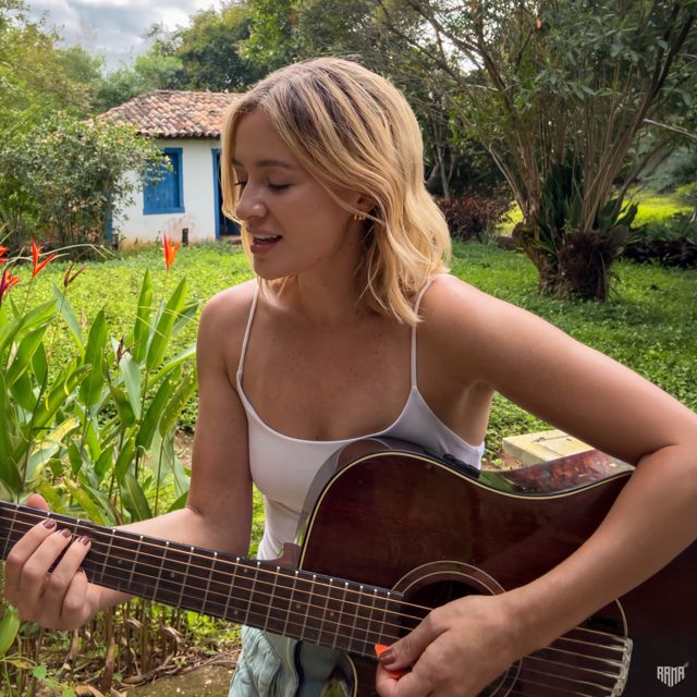 Isabella Gaspary - 'Não Olhe Assim' [Ringtone]