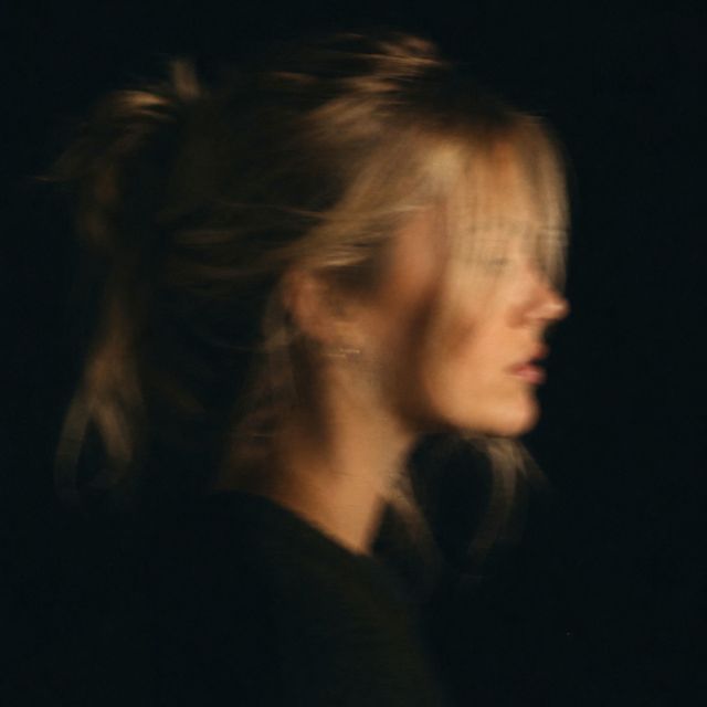 Clara North - 'kitchen floor' [Ringtone]