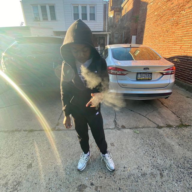 Shadstackzz - 'SMACKING BUCKETS' [Ringtone]