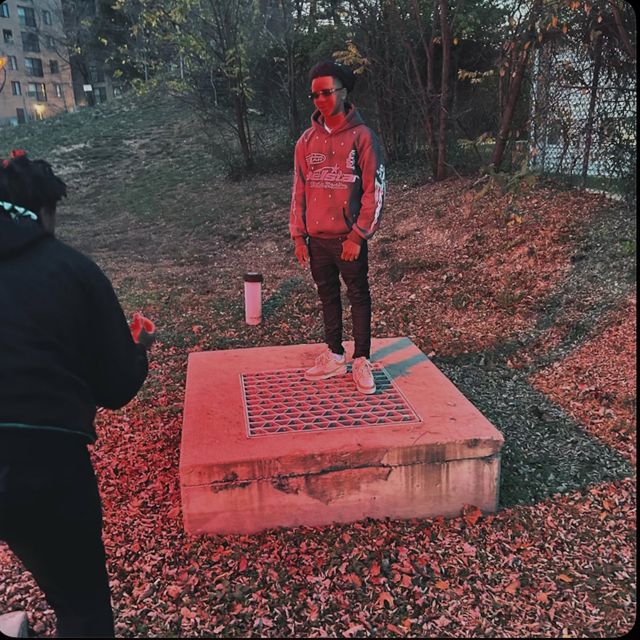 Lilwhitez - 'Off My Chest' [Ringtone]