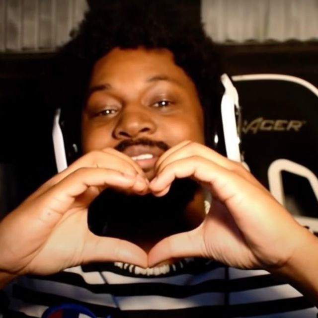 Txkumoon - 'Consumers Pizza Freestyle (HoodTrap RMX)' [Ringtone]