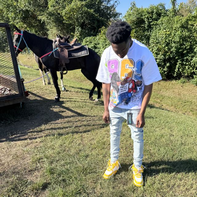 E3 - 'Feeling myself' [Ringtone]