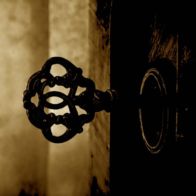 Bobbie Bay - 'Locke & Key' [Ringtone]