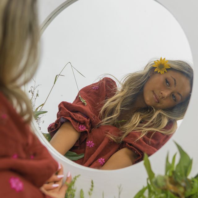 Zoë Ferguson - 'she's so pretty' [Ringtone]