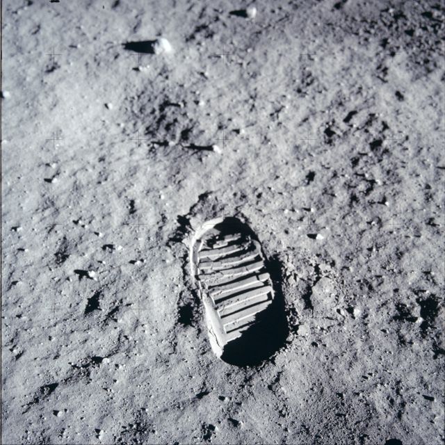 S.B.Cooper - 'The Moon In My Socks' [Ringtone]