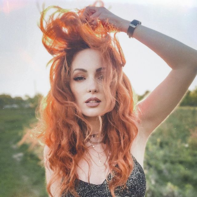 Nicole Simone - 'A 1000 Times' [Ringtone]