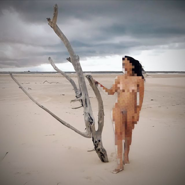 LAKĒSABĒ - 'Born naked' [Ringtone]