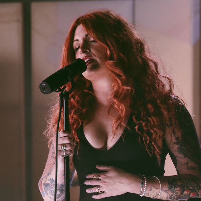 Tera Lynne - 'Fly Before I Fall' [Ringtone]