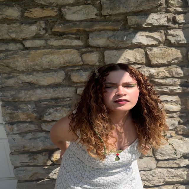 Ria Skyer - 'poison ivy' [Ringtone]