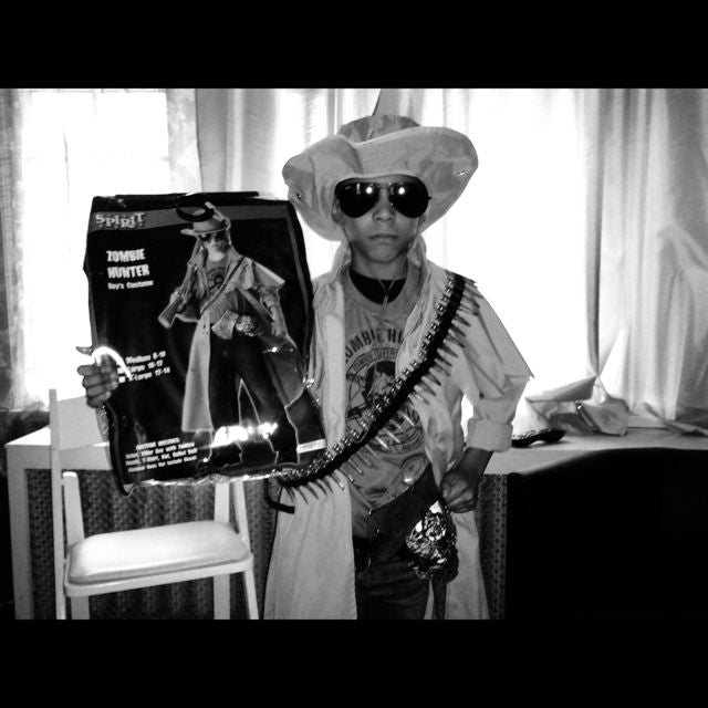 CA3TILLO - 'Therapy Sessions (feat. Guiseppe)' [Ringtone]