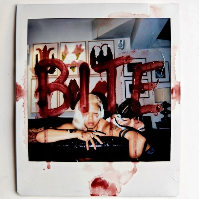 Huxlxy - 'Bite' [Ringtone]