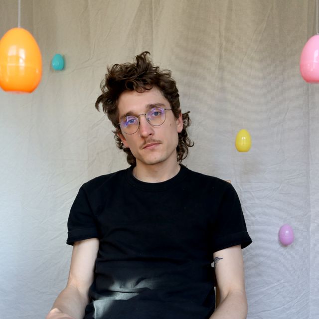 Andrew Pauls - 'Plastic Eggs' [Ringtone]