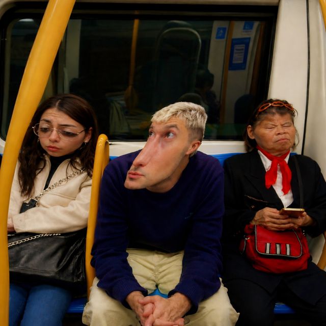 Juako Mate - 'El Metro Parece Un Gusano' [Ringtone]