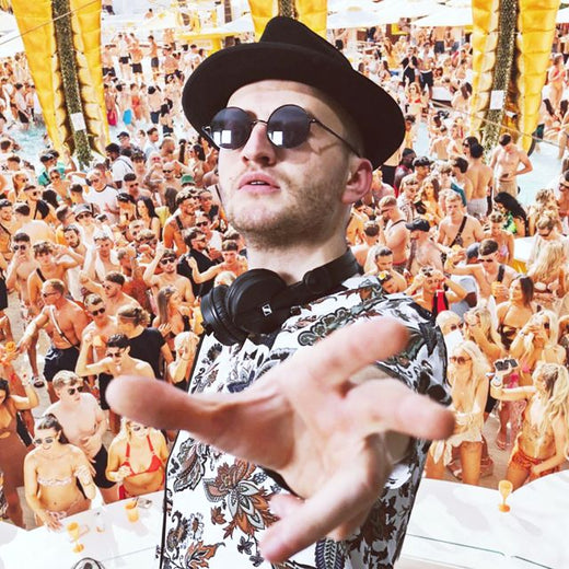 Dj Trubadur - 'Lasati Femeile Sa Faca Bam (Extended Mix) (feat. Claudiu Bordeianu)' [Ringtone]