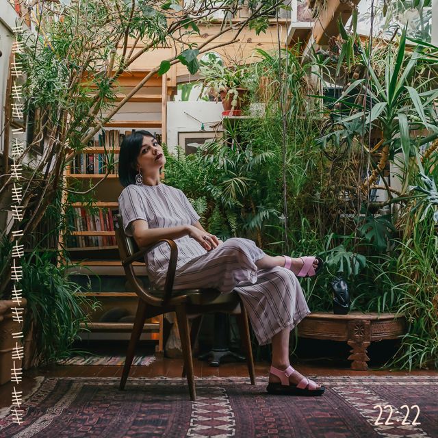Bessie Turner - 'Abseil' [Ringtone]