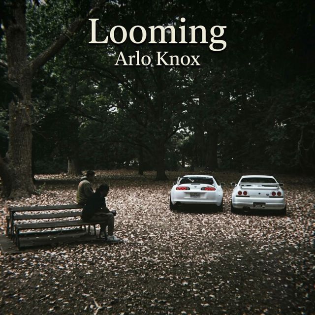 Arlo Knox - 'Looming' [Ringtone]