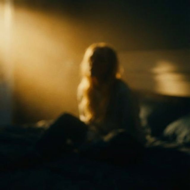 Emilie Charlotte - 'Titanium' [Ringtone]