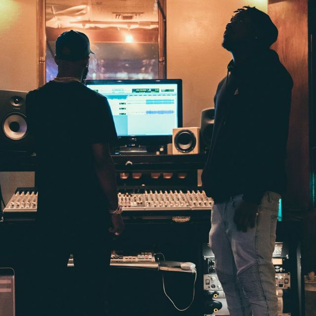 Mark Battles - 'Halfcourt (feat. Tory Lanez) (feat. Tedy$Moke, Tory Lanez)' [Ringtone]