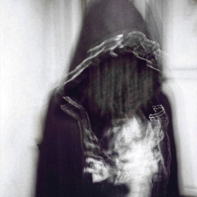 Azurreh - 'Everybody Hates Me and Its All Your Fault' [Ringtone]