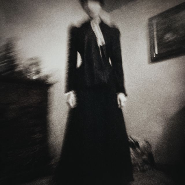 Viktor Nyström - 'the woman in the black dress' [Ringtone]