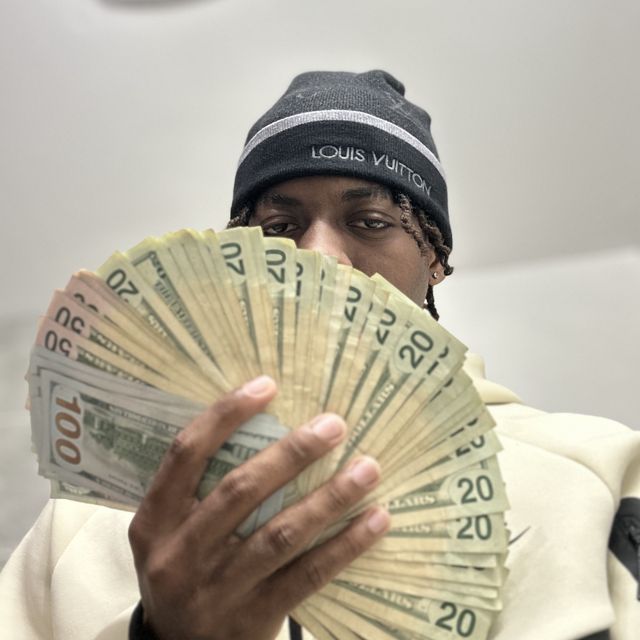 Dee9Inee - 'Deziner Brandz' [Ringtone]