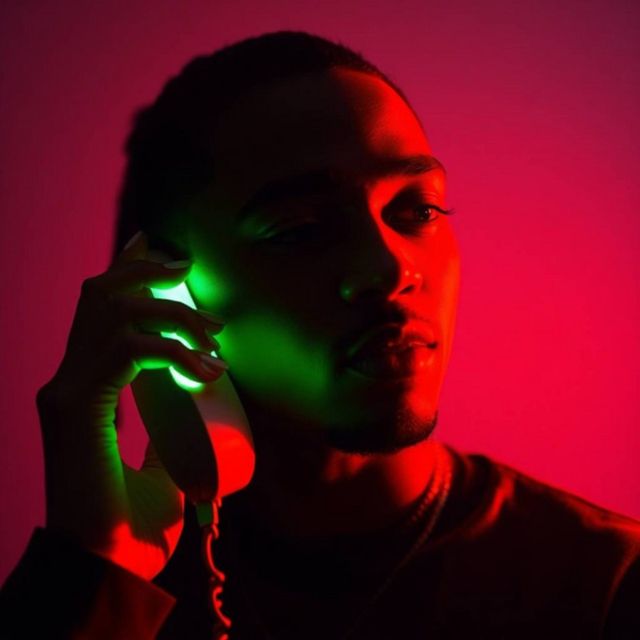 CloverS - 'Au Bout Du Fil' [Ringtone]