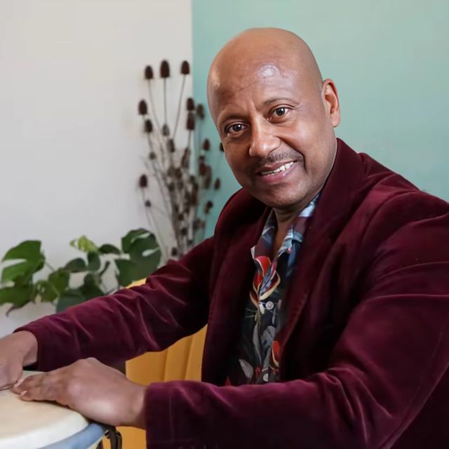 Beny Brindy - 'No pienses en volver a mi' [Ringtone]