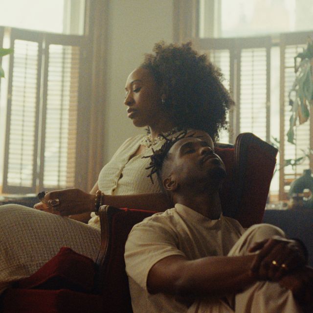 Kayo - 'Hol’ A Medz (feat. Zamani Folade) (feat. Nulo, Zamani Folade)' [Ringtone]