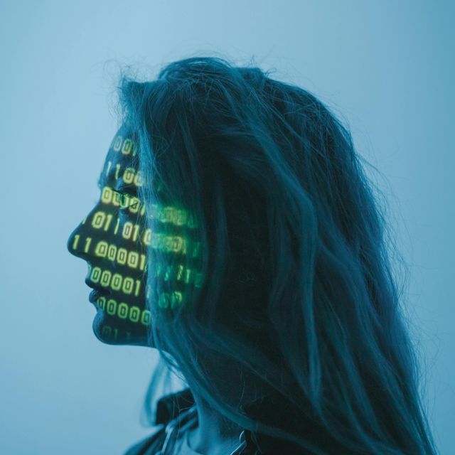 Macrogenre - '00101000 Cheekbone' [Ringtone]