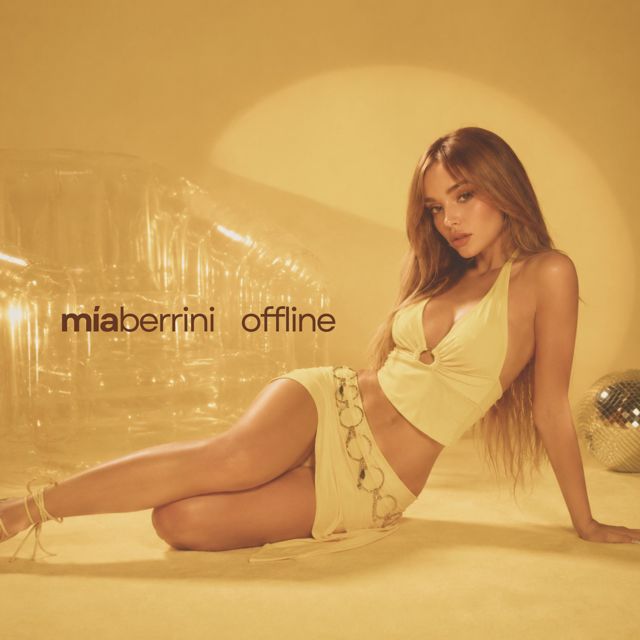 MÍA BERRINI - 'offline' [Ringtone]