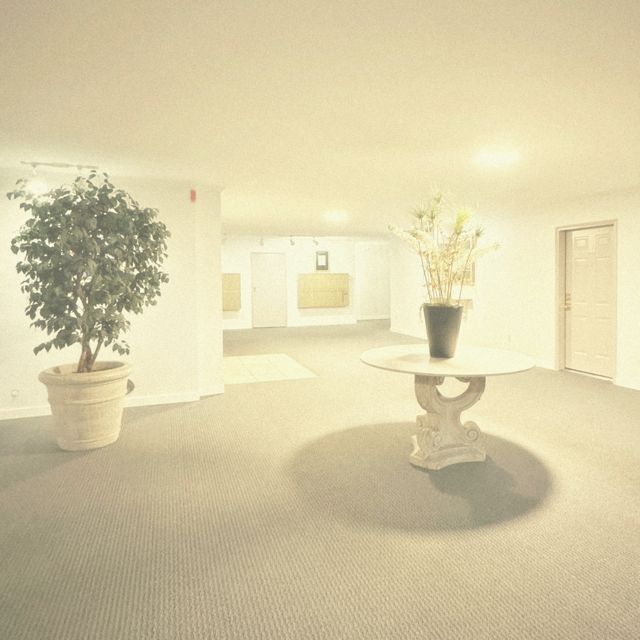 Blu Velvet - 'safe room.' [Ringtone]