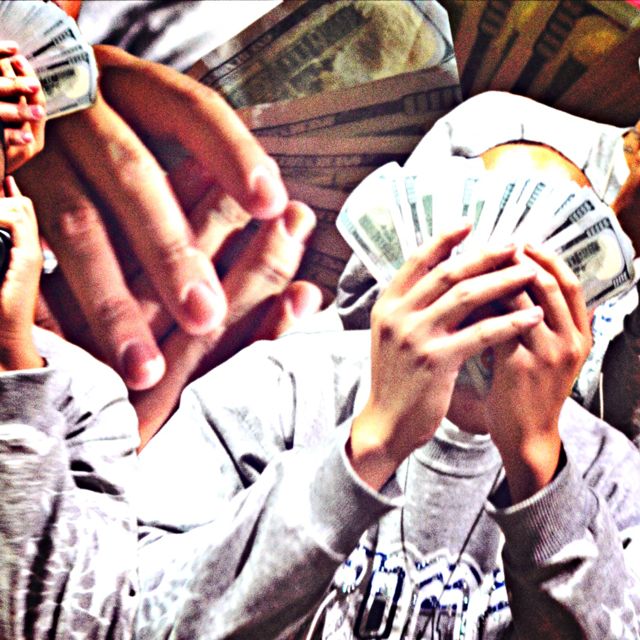 Divz - 'puaj (feat. lonzo)' [Ringtone]