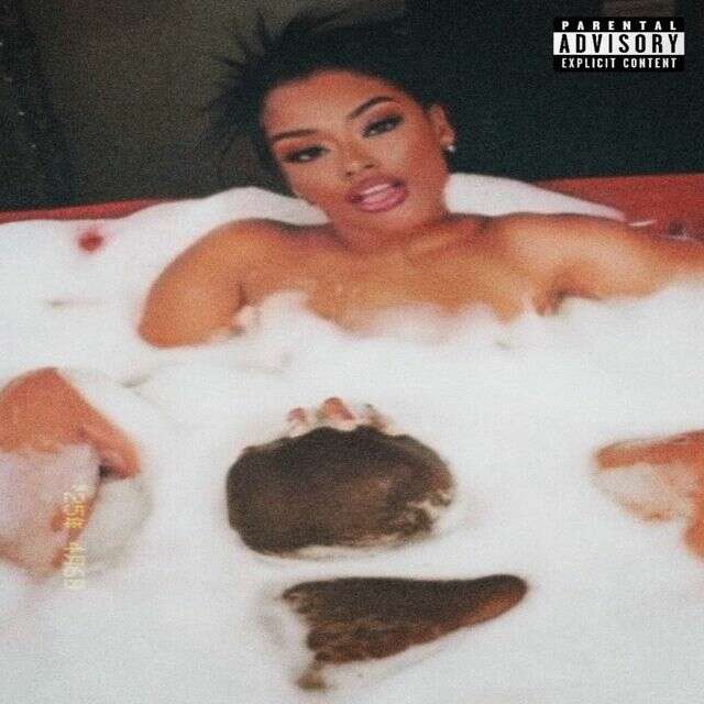 Auntie Piggy - 'I LUV DAT NGA' [Ringtone]