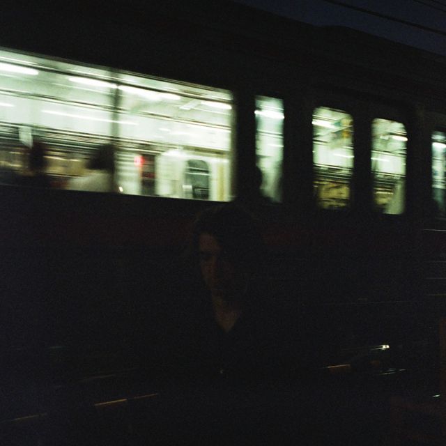 how r u - 'living in the moment' [Ringtone]