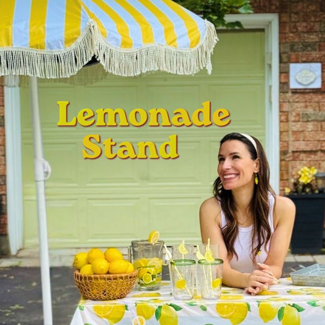 Kristine St-Pierre - 'Lemonade Stand' [Ringtone]