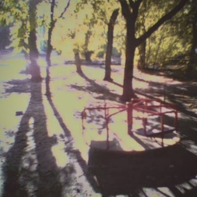 someone left a note - 'when did we grow old' [Ringtone]